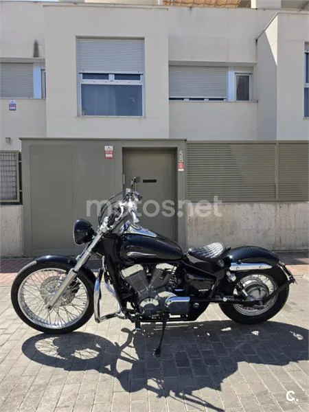 Honda Shadow Spirit 750 - Vista 4