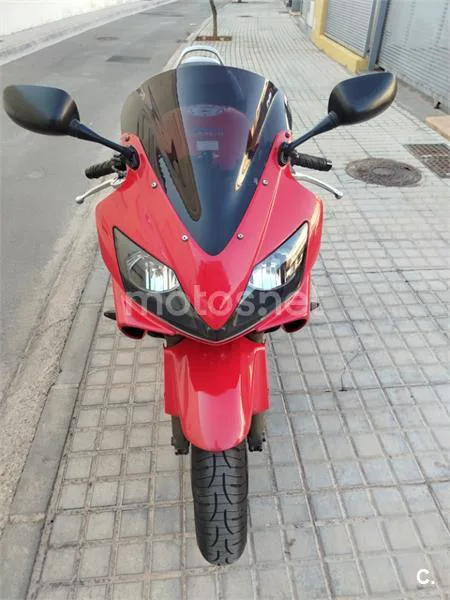 Honda CBR600F - Vista 3