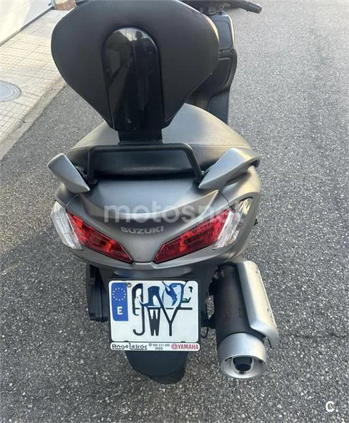 Suzuki Burgman 200 - Vista 3
