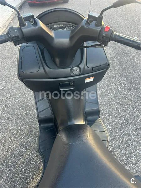 Suzuki Burgman 200 - Vista 6