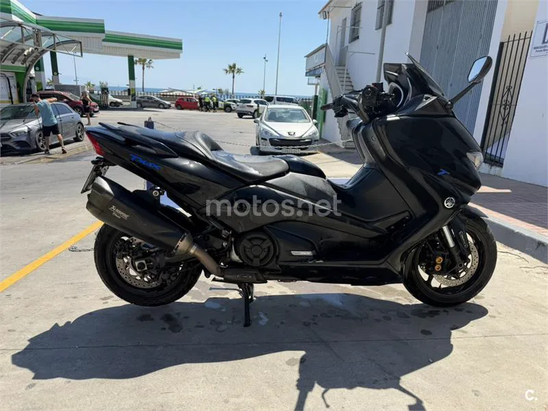 Yamaha TMAX 530 - Vista 3