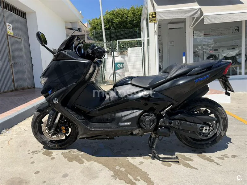 Yamaha TMAX 530 - Vista 4