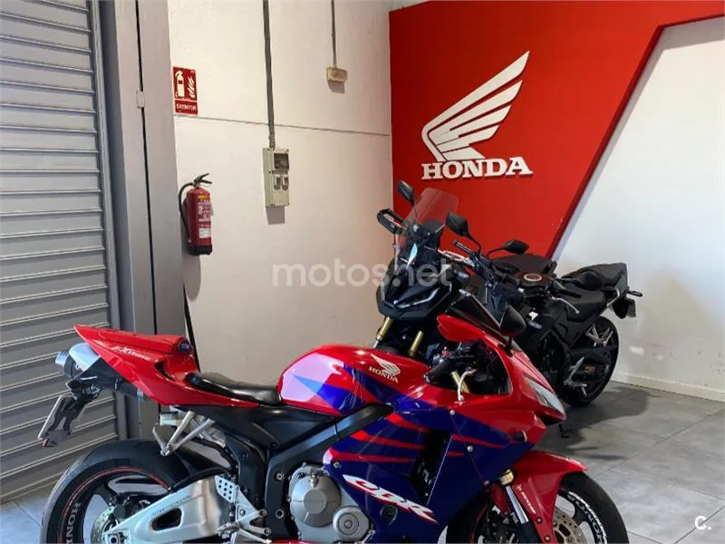 Honda CBR600RR 4200 € 2005 Madrid - 2
