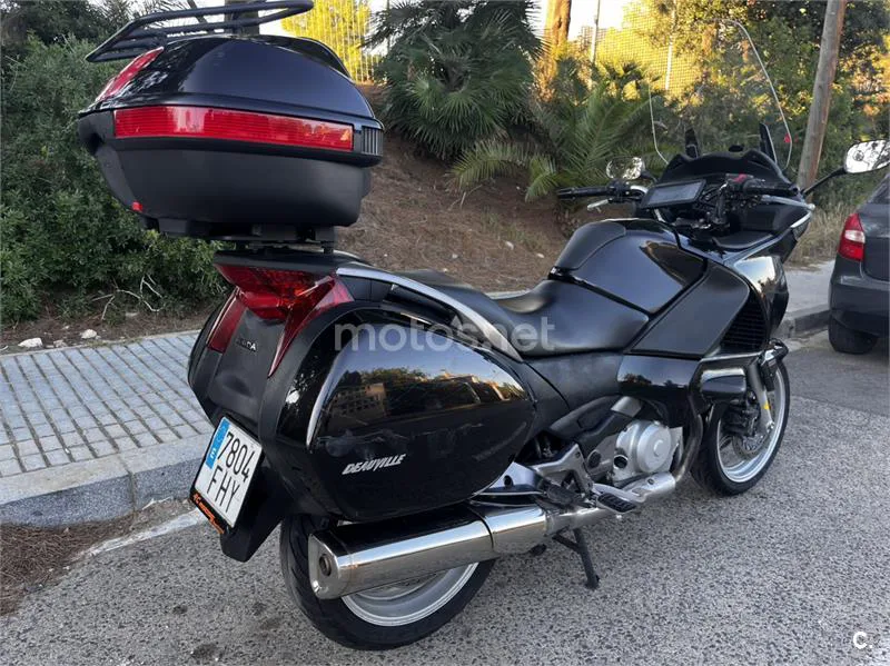 Honda NT700V Deauville - Vista 3