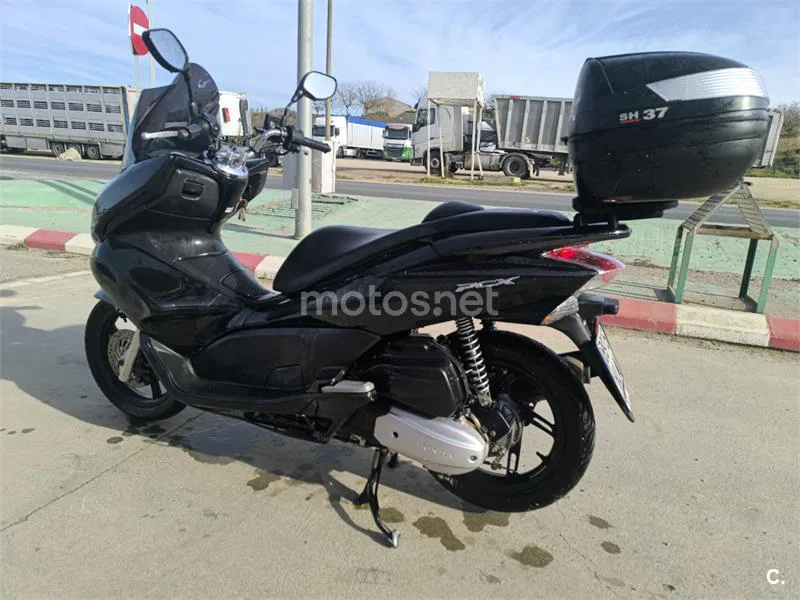 Honda PCX125 - Vista 8