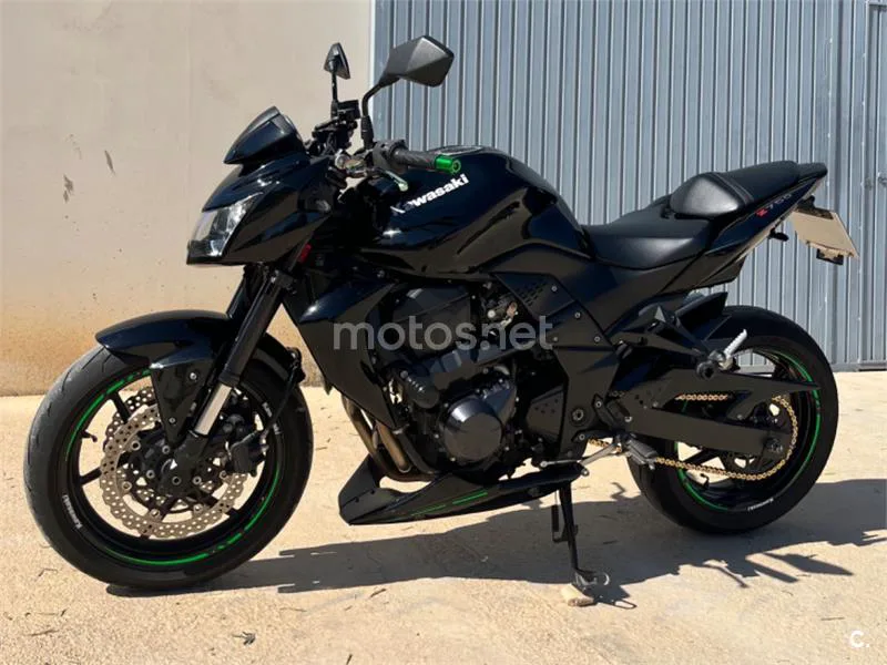 Kawasaki Z750 - Vista 4