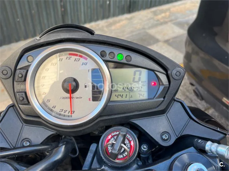 Kawasaki Z750 - Vista 5