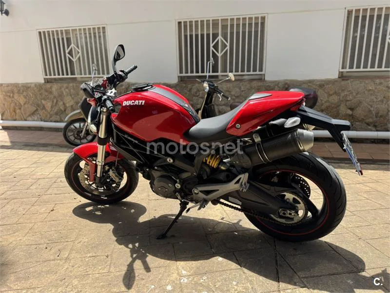 Ducati Monster 696 3999 € 2008 Madrid - 1