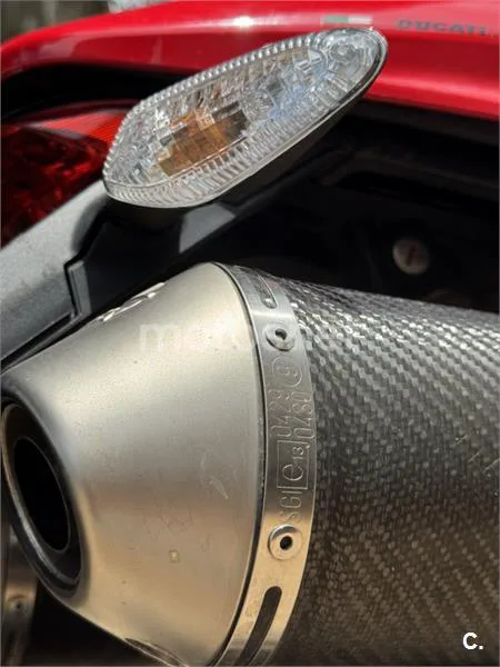 Ducati Monster 696 - Vista 4