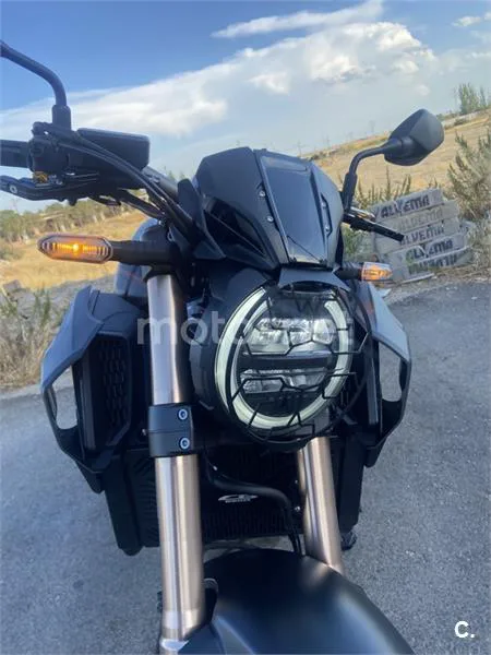 Honda CB650R 6200 € 2022 Zaragoza - 2