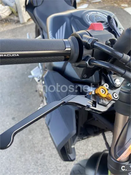 Honda CB650R - Vista 5