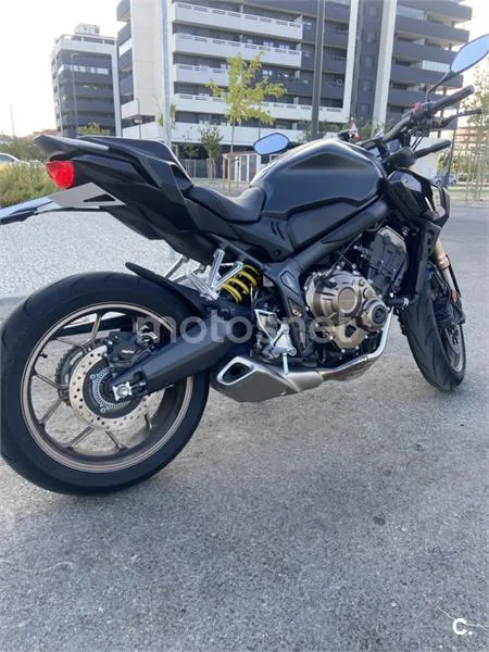 Honda CB650R - Vista 7