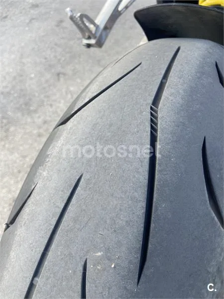 Honda CB650R - Vista 8