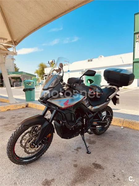 Honda XL750 Transalp - Vista 6