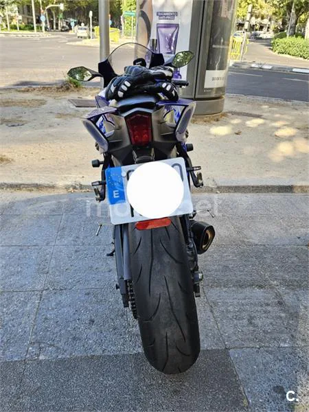 Yamaha YZF-R6 - Vista 3
