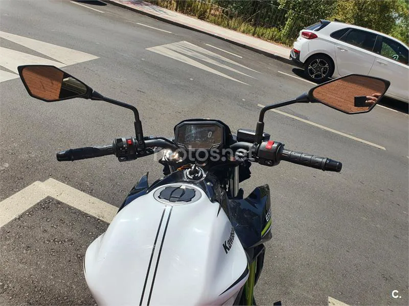 Kawasaki Z650 - Vista 4