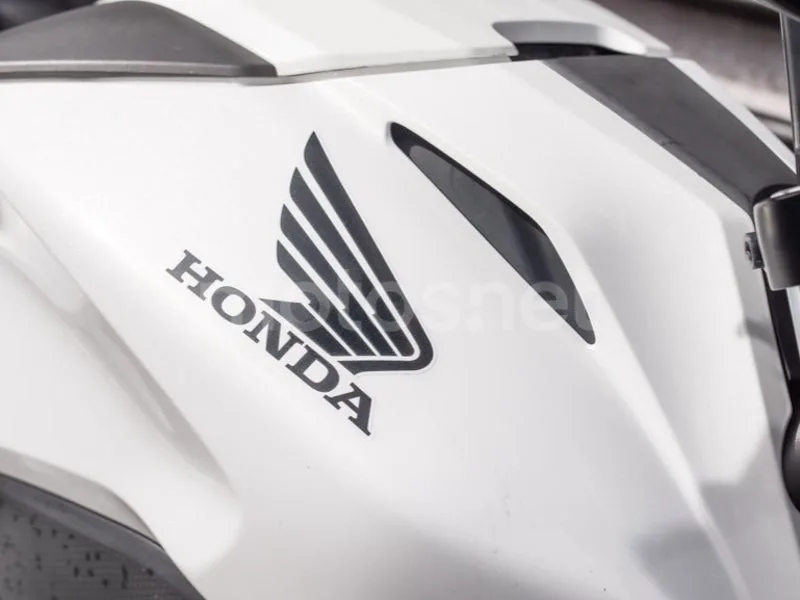 Honda NC700S - Vista 11