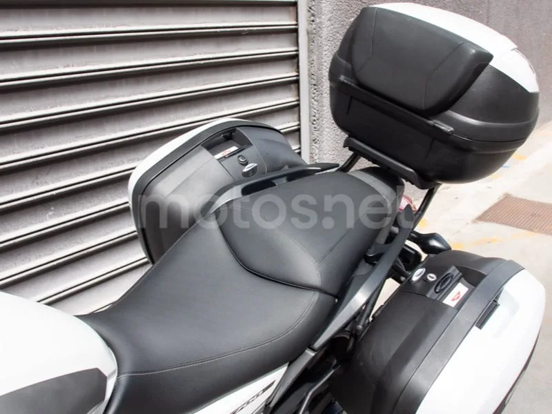 Honda NC700S - Vista 20