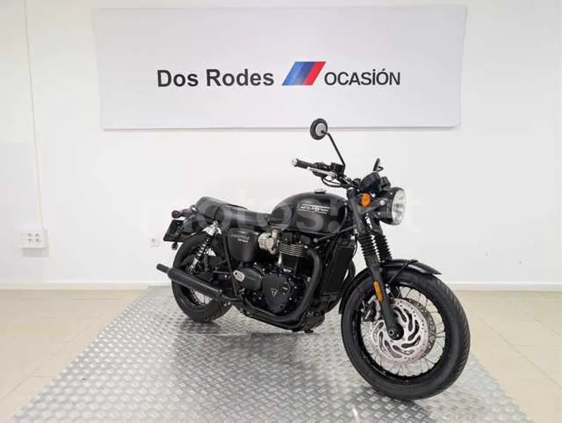 Triumph Bonneville - Vista 4