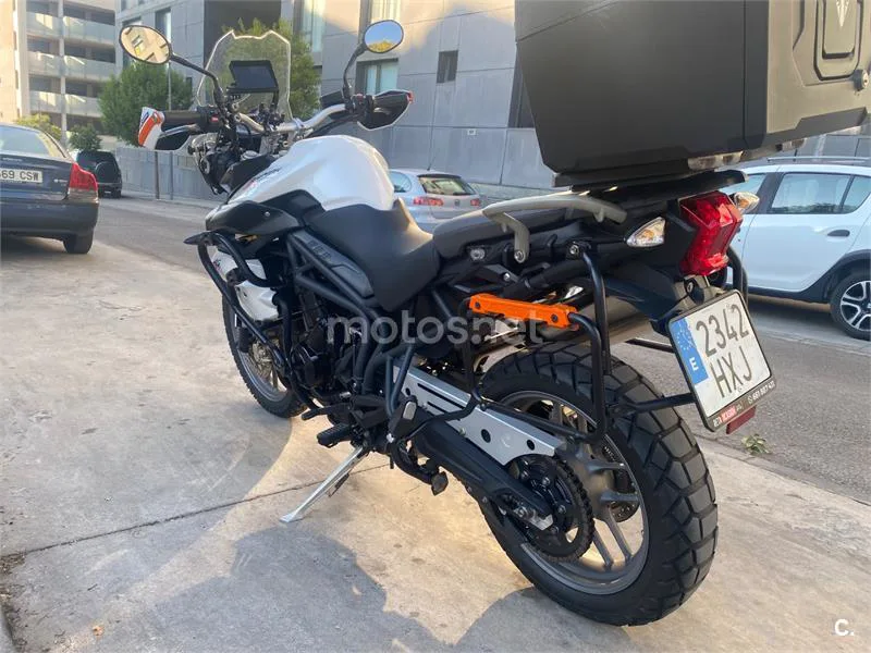 Triumph Tiger 800 - Vista 9