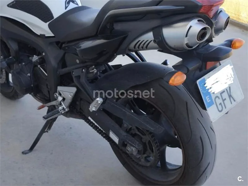 Yamaha FZ6 Fazer S2 - Vista 4