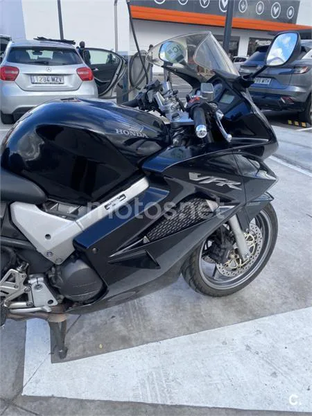 Honda VFR800F - Vista 7