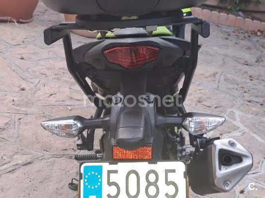 Yamaha YS125 - Vista 8