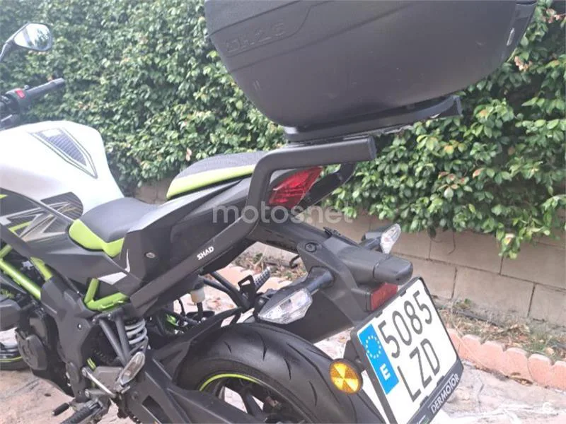Yamaha YS125 - Vista 9