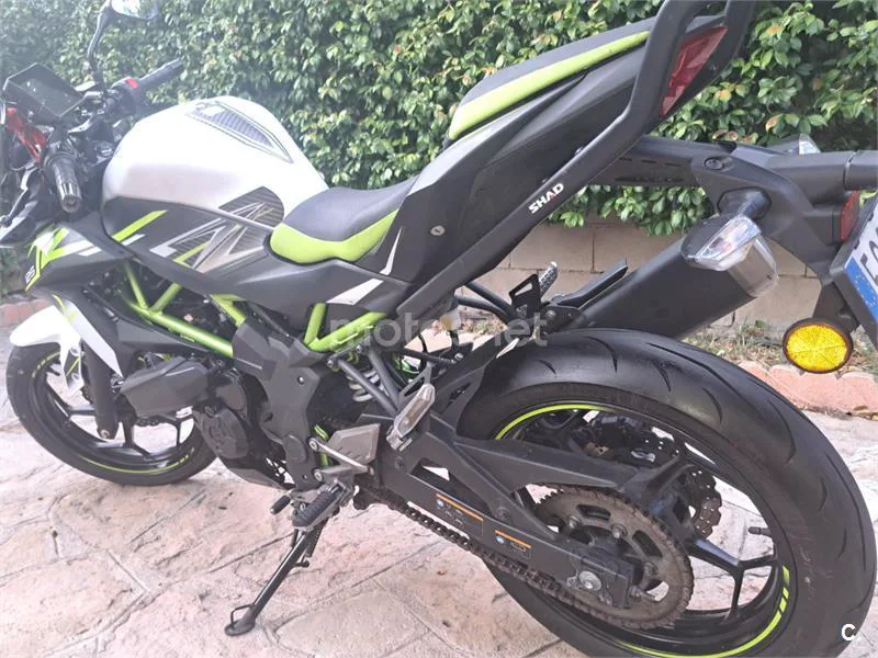 Yamaha YS125 - Vista 10