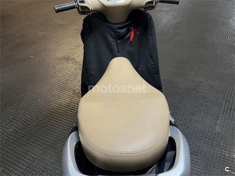 Piaggio Liberty 125 - Vista 11