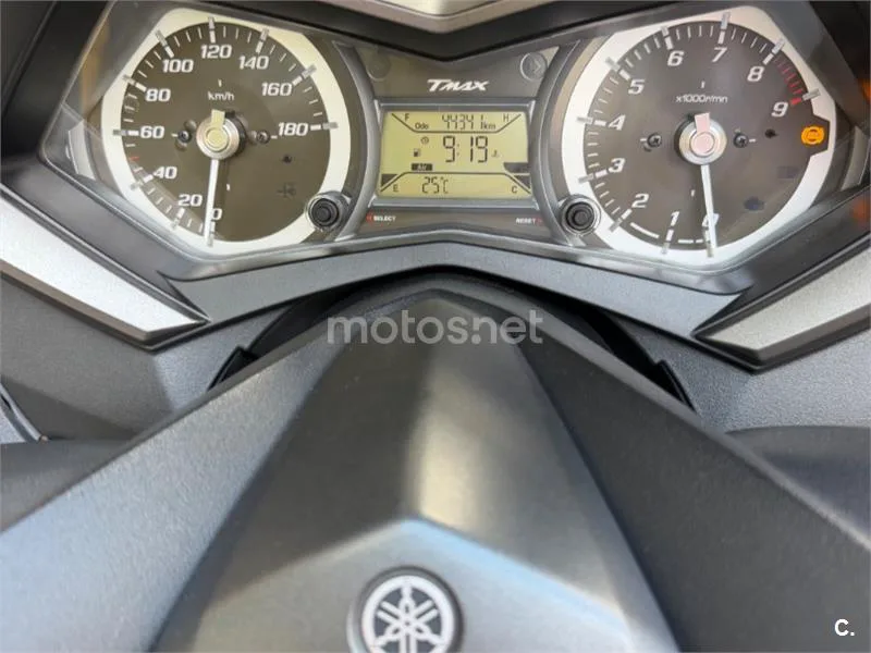 Yamaha TMAX 530 - Vista 7