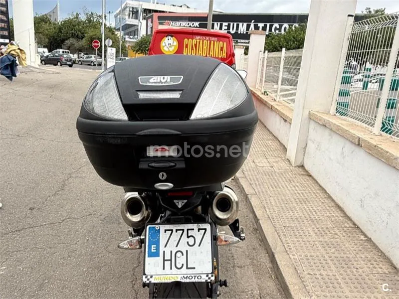 Triumph Street Triple - Vista 4