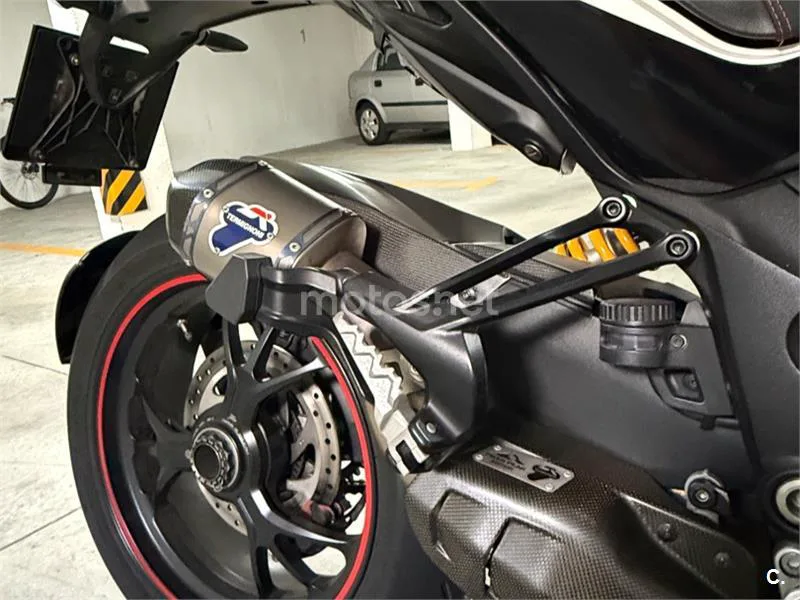 Ducati Multistrada - Vista 4