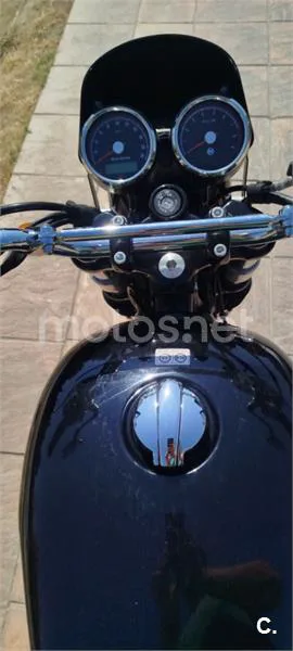 Royal Enfield Interceptor 650 - Vista 9