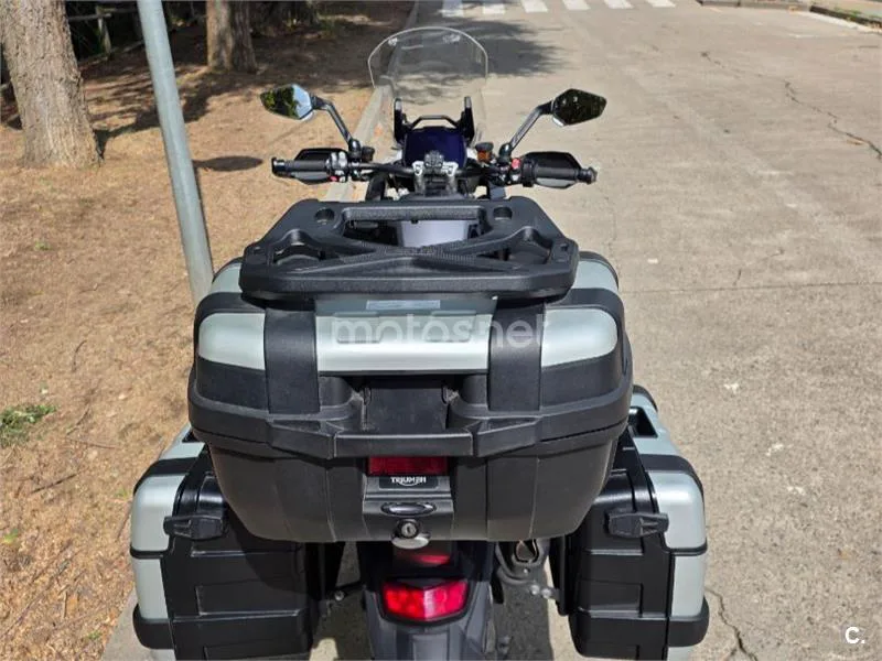 Triumph Tiger 1200 GT - Vista 11