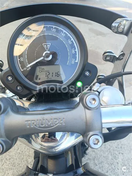 Triumph Bonneville Speedmaster - Vista 6
