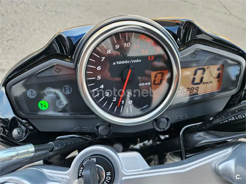 Suzuki Inazuma 250 - Vista 7
