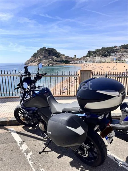 Suzuki V-Strom 1050 - Vista 5