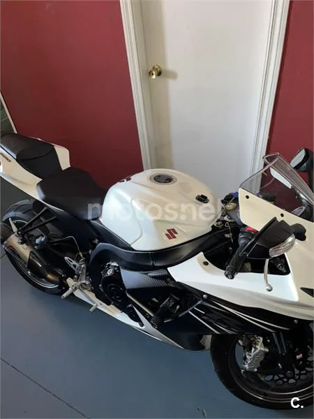 Suzuki GSX-R600 - Vista 3