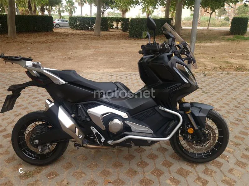 Honda X-ADV - Vista 6
