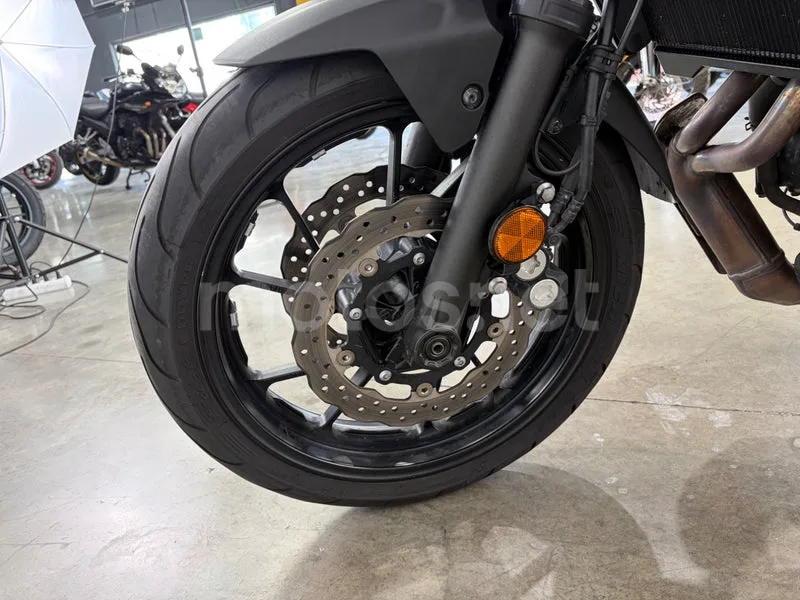 Yamaha Tracer 7 - Vista 20