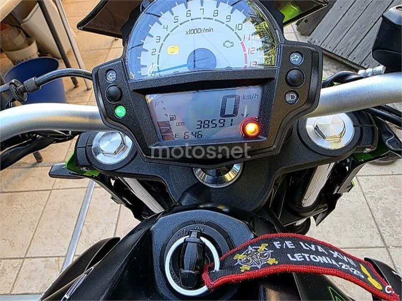 Kawasaki ER-6n - Vista 9