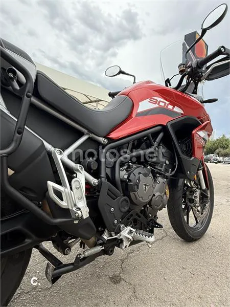Triumph Tiger 900 - Vista 5
