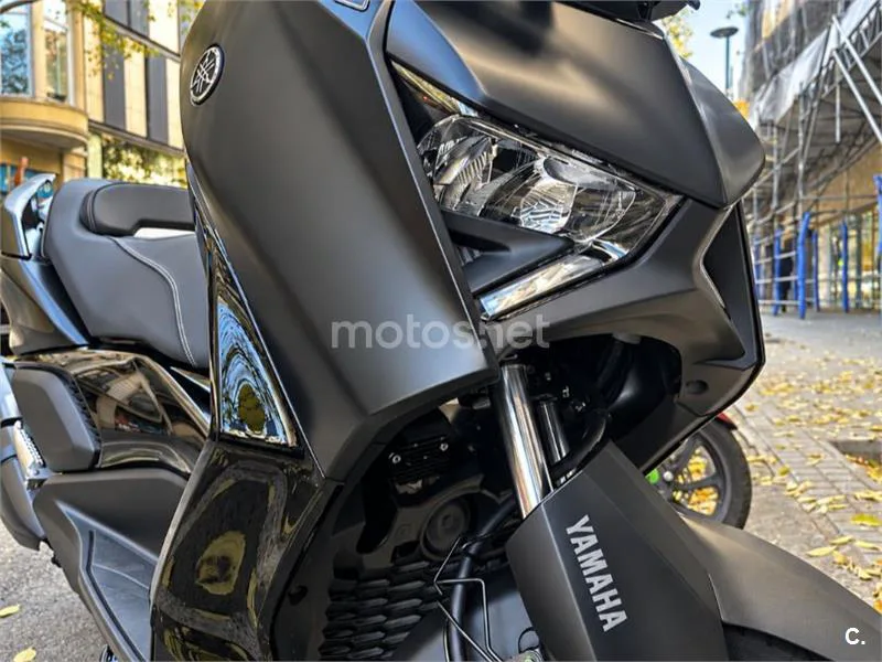 Yamaha XMAX 300 6300 € 2024 Barcelona - 2