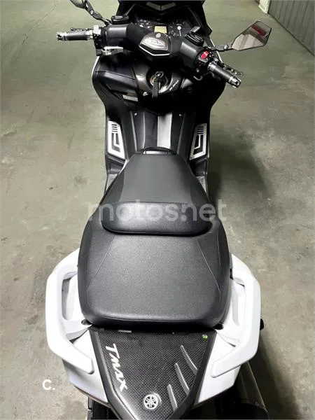 Yamaha TMAX 530 - Vista 9