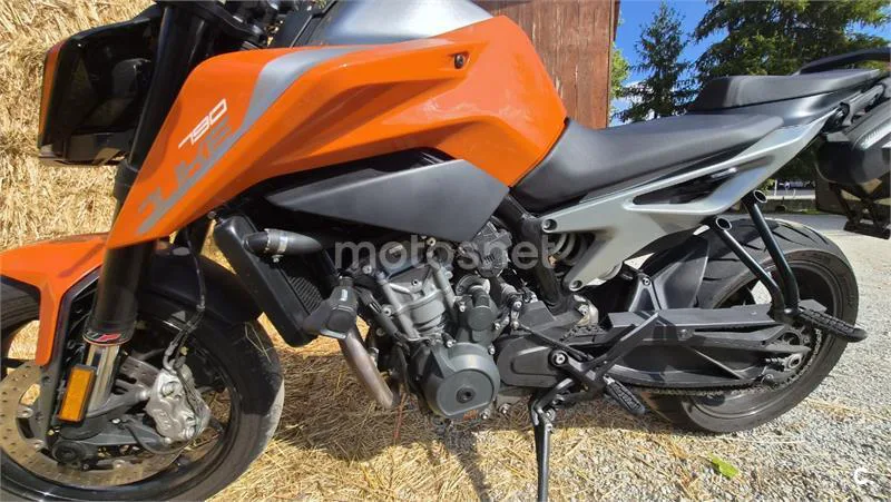 KTM 790 Adventure - Vista 3