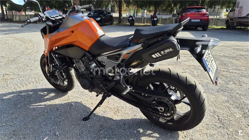 KTM 790 Adventure - Vista 6