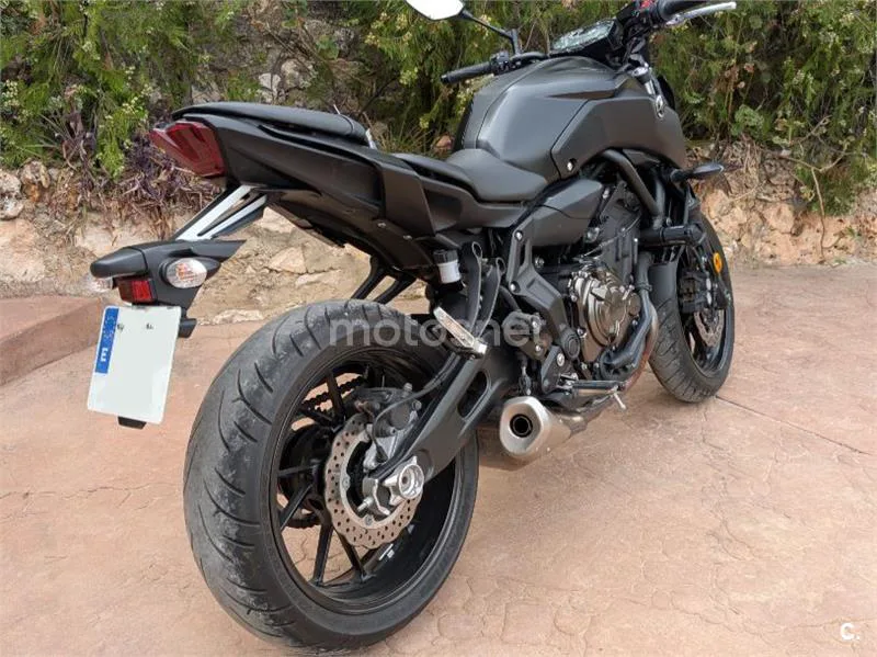 Yamaha MT-07 - Vista 3