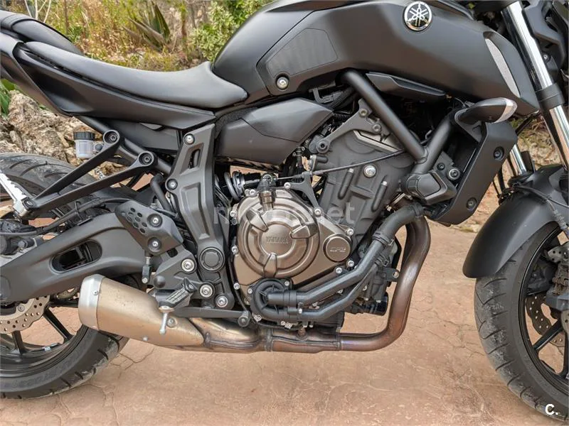 Yamaha MT-07 - Vista 6