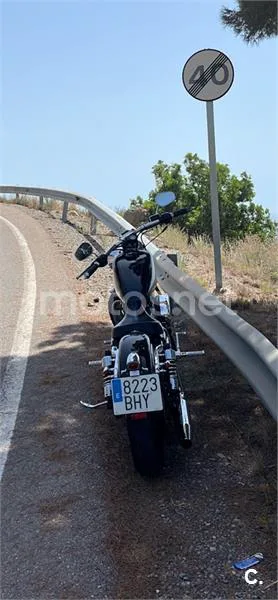 Harley-Davidson Sportster 883 - Vista 5
